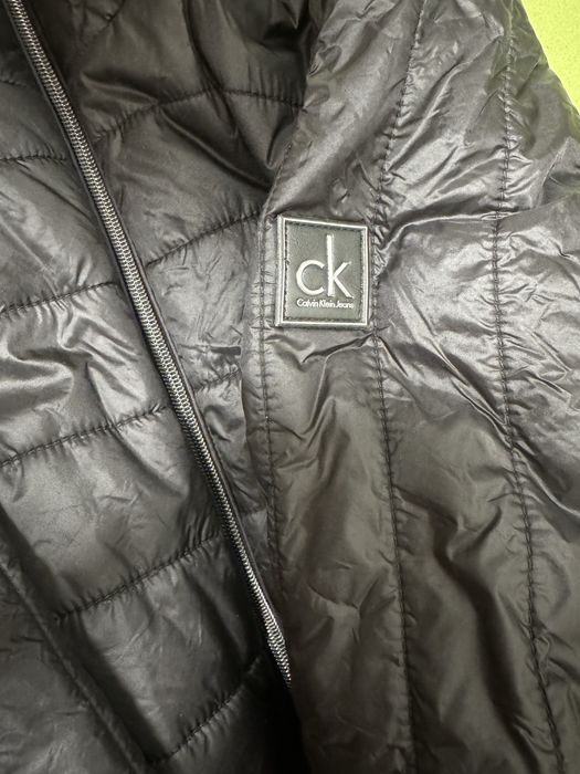 Яке calvin klein jeans