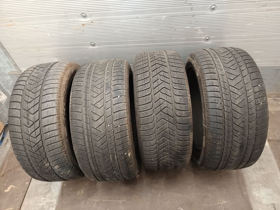 Vând  Pirelli scorpion m+s dot 2018,285/45 R19 și 255/50 R19stare buna
