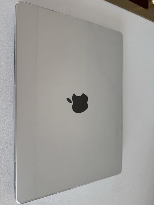 Macbook 14 PRO 14.2