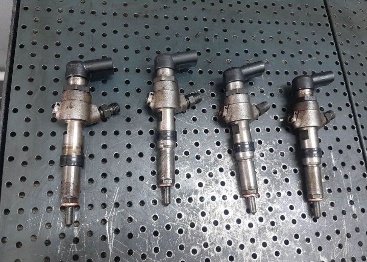 Injectoare 1.4 tdci ford fiesta 5 fusion mazda 2 9663429280