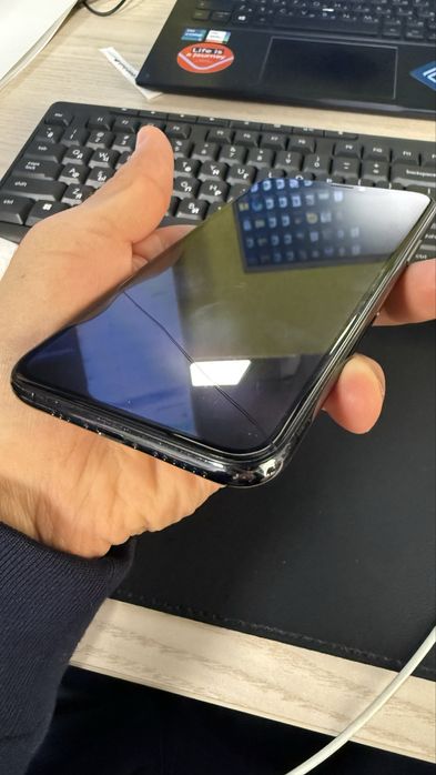 Iphone xs black 256gb