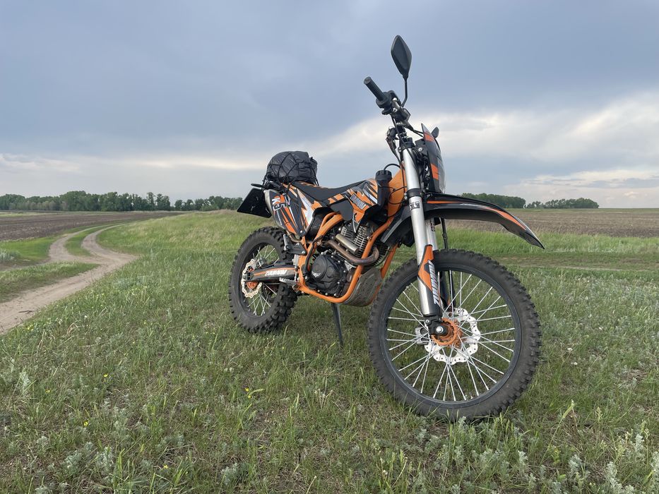 Мотоцикл Zuumav K5-CB250FR