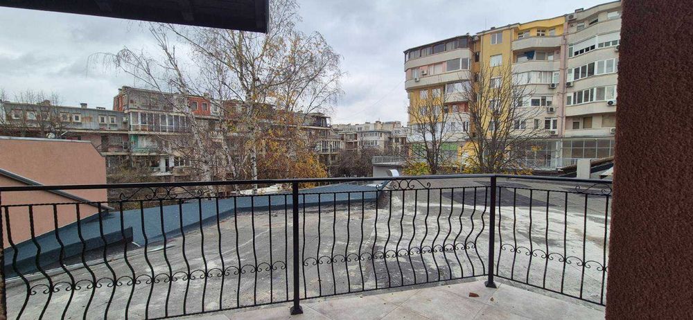 Продава се Двустаен апартамент в Велико Търново, Бузлуджа - 93 кв.м за 477 €/кв.м - Снимка #12