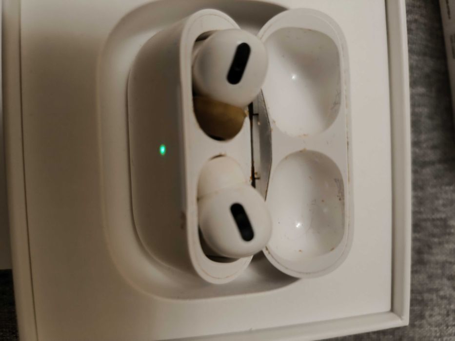 iPods Pro 1 (за ремонт)