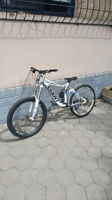 Giant glory 2011 велосипед двухподвес