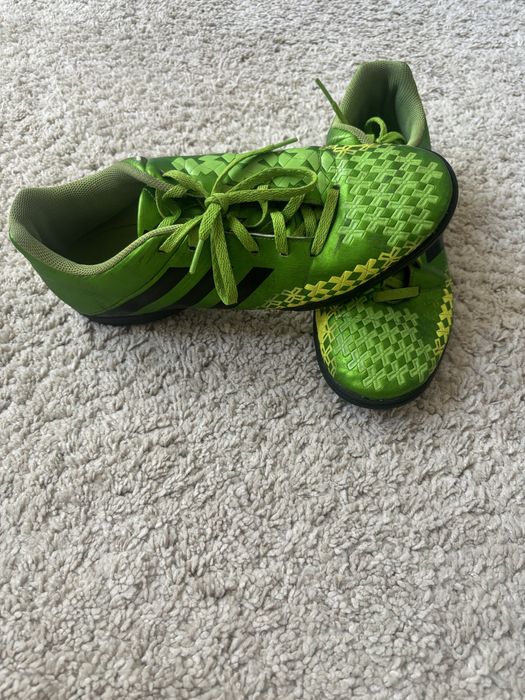 Бутонки Adidas