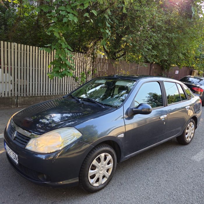 Rwnaulat clio simbol