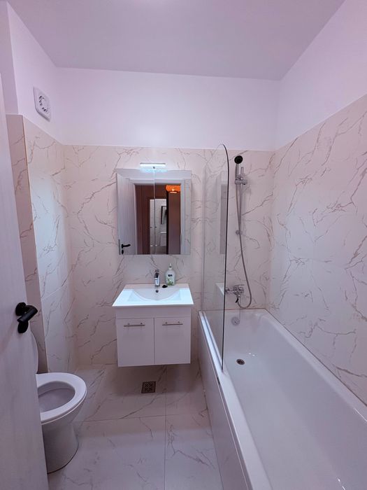 Închiriez garsonieră modernă – Colosseum Residence