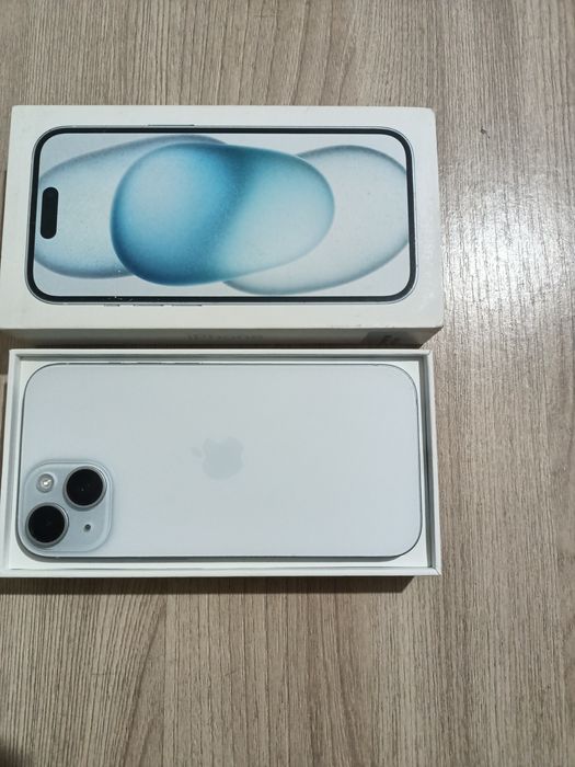 Продам айфон 15 128гб