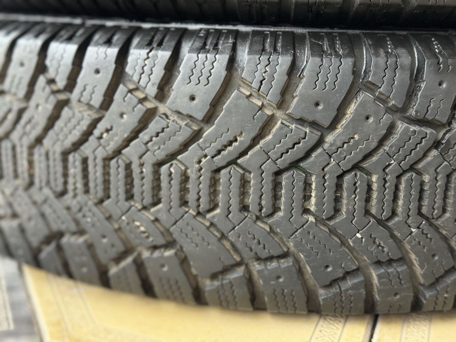 Зимний шины 185/65/15