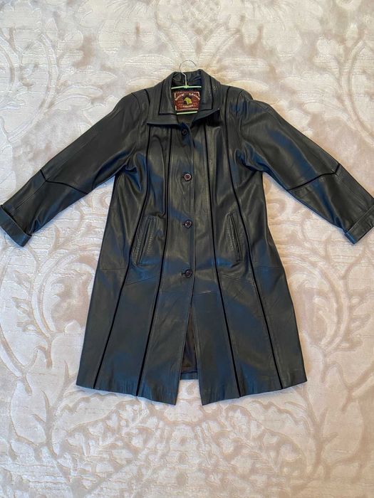 Haina piele naturala,marca “Show Leder Collection” Italy, gluga, blana