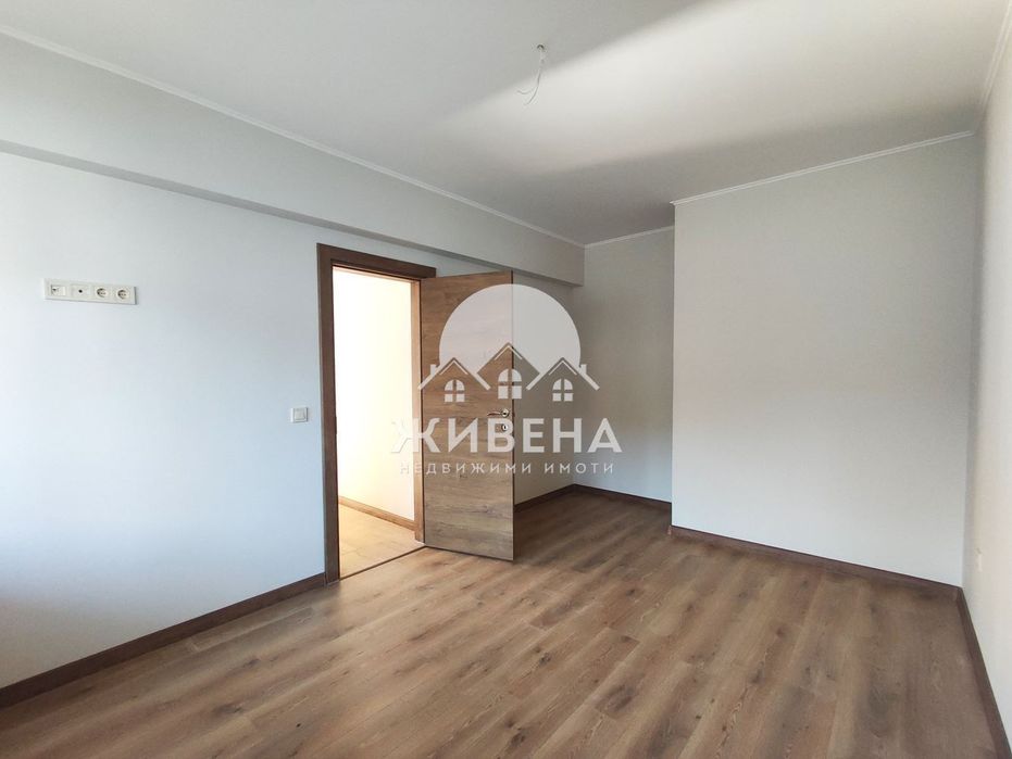 Продава двустаен апартамент в кв. Виница, площ 73 кв.м