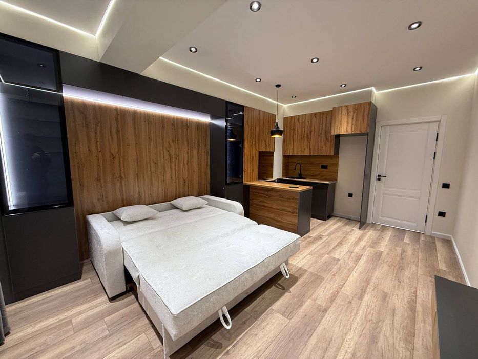 Yunsobod 13 kv ikat navostroyka 1/9/11/28 kv + 4 m2 balkon engi remont