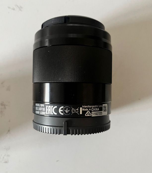 Sony E 50 mm f/1.8 (SEL50F18)