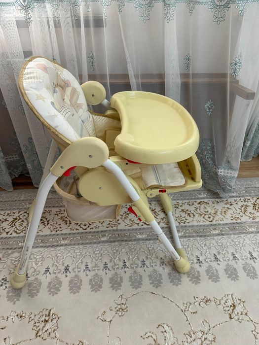 Стол для кормления