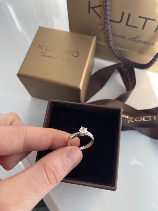 Inel de logodna din aur alb