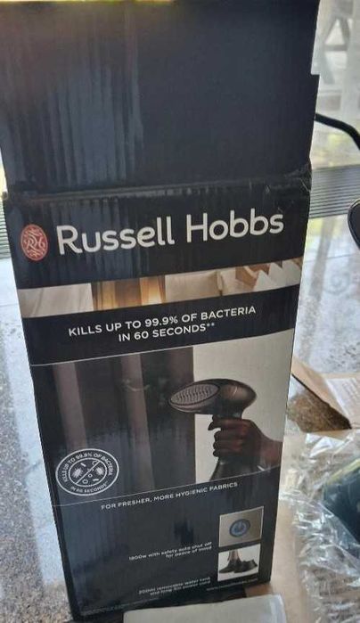 Fier de calcat cu abur Russell Hobbs 1800W