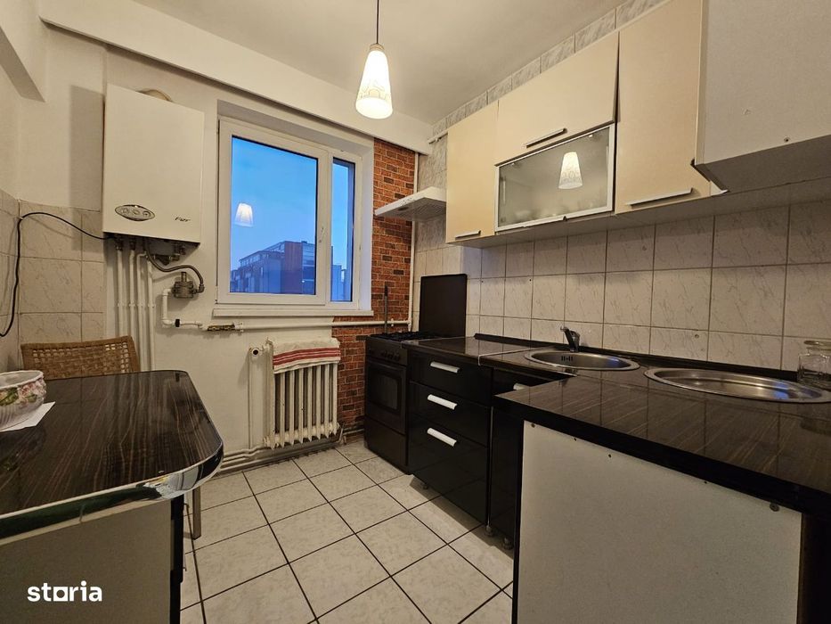 Apartament 2 camere, zona Piata Centrala
