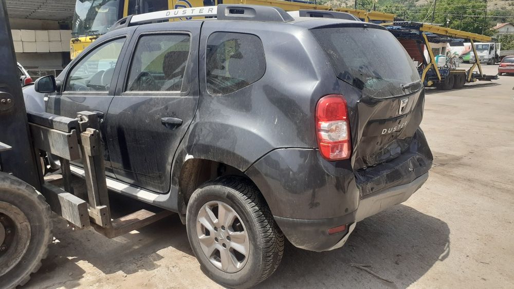 Dacia Duster-1.5дизел/110к.с./2015год.-на части