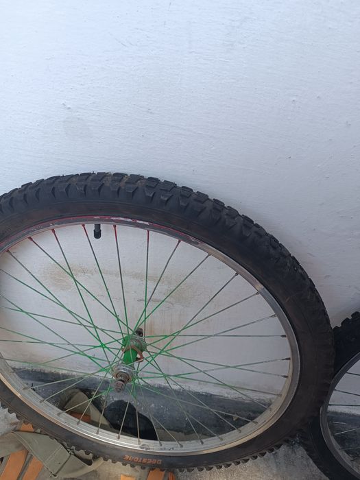 OFERTĂ: Vând 4 roți de bicicletă 26 inch(față spate) la doar 120 lei!!
