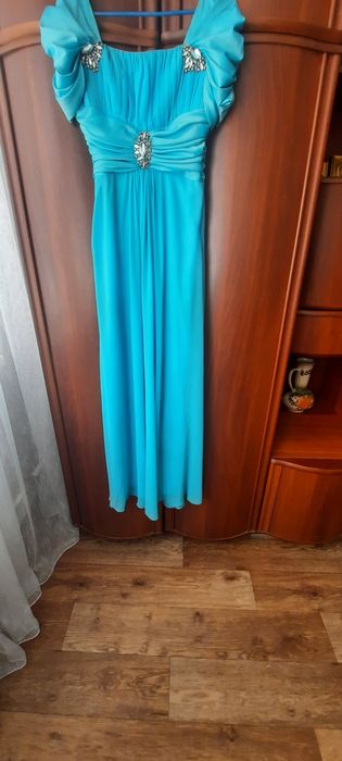 Продам платье для выпускницы
