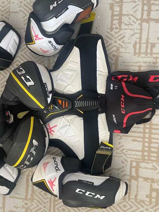 Хоккейная форма оригинал