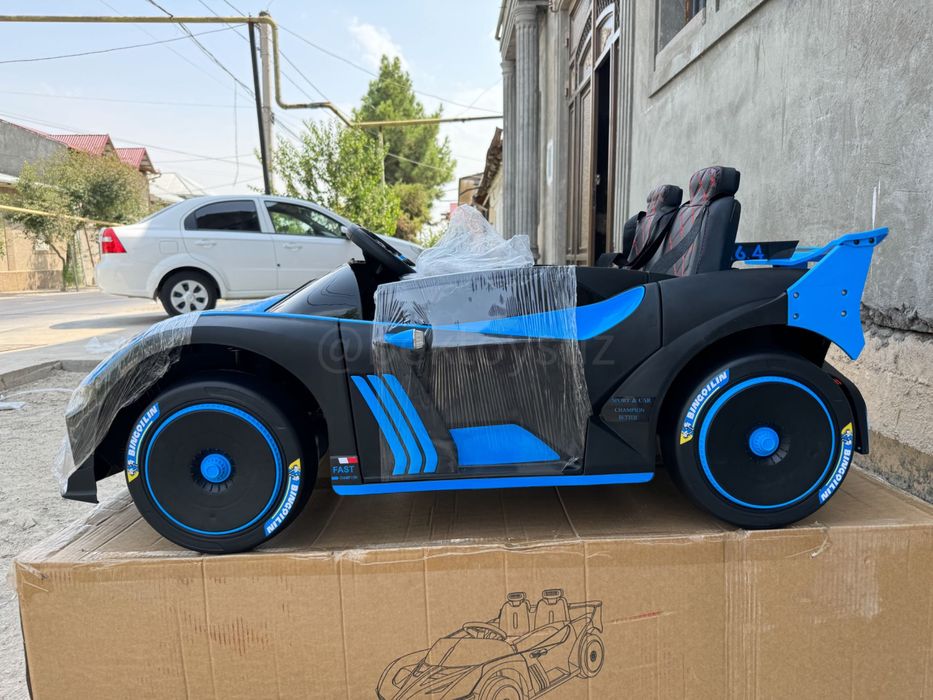 Детская машина Bugatti Bolide 24V – 2 местная, Bluetooth, 4x4