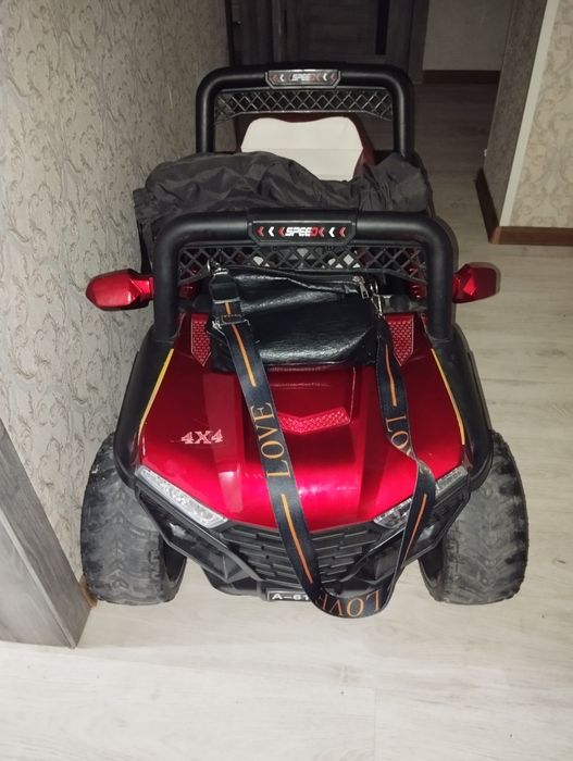 Продам электромашинку