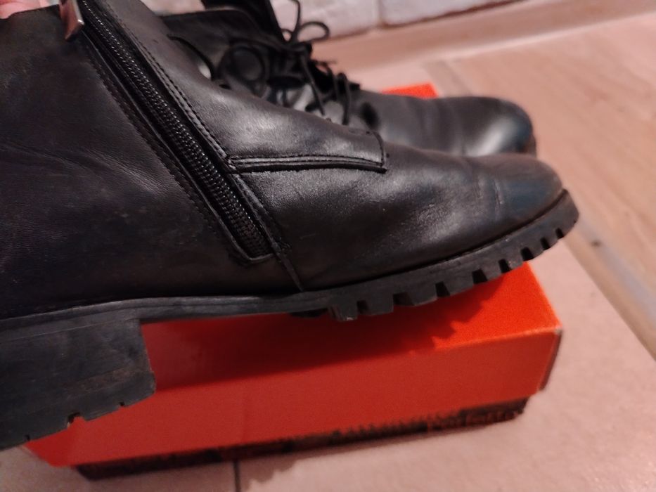 зимние теплые женские ботинки