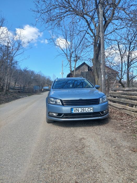 Passat B7 2.0 TDI 170CP DSG 4Motion – Bi-Xenon Adaptive, Piele/Alcanta