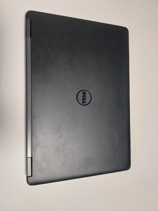 Laptop Dell Latitude E5250 i5
Procesor Intel Core