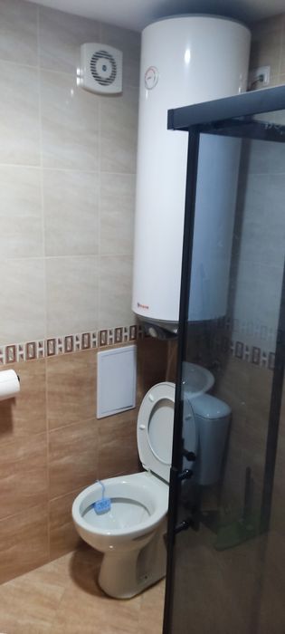 Дава се под наем Тристаен апартамент в с. Еленово, Област Благоевград - 67 кв.м за 331.5 € - Снимка #3