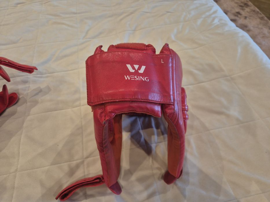 продаю шлема 3 штук