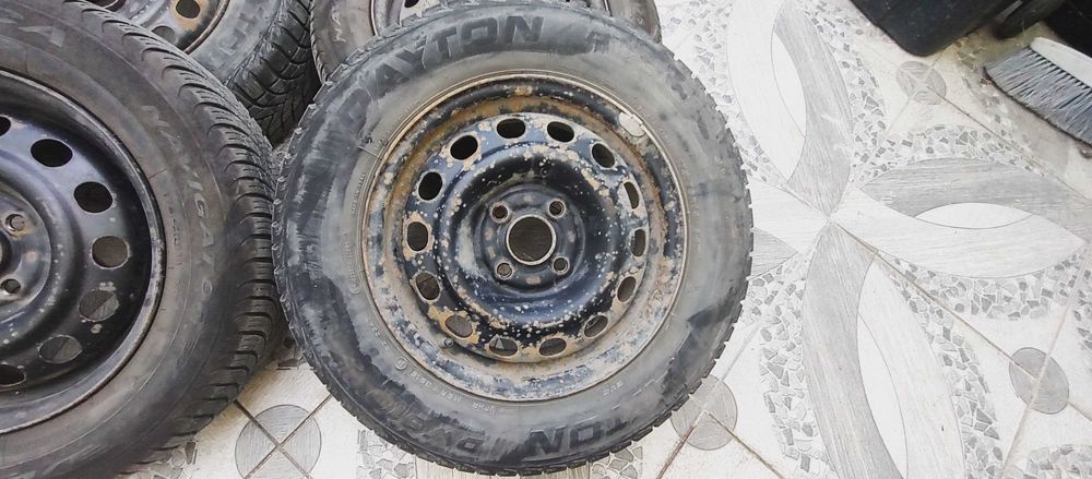 зимни гуми с джанти 4х100 14