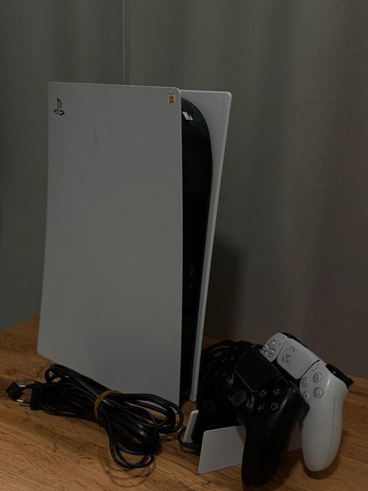PlayStation 5 — отличное состояние!