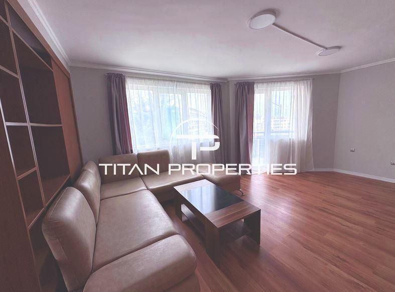 Дава се под наем Двустаен апартамент в Варна, м-т Траката - 62 кв.м за 500 € - Снимка #1