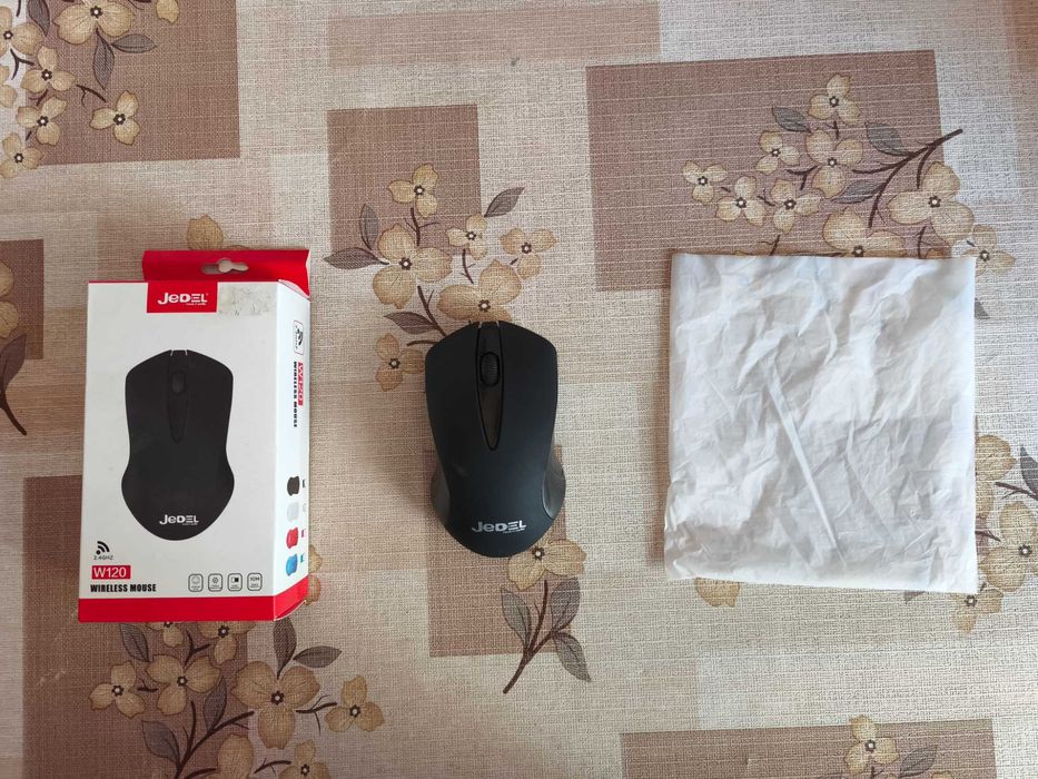 Компютър + монитор с всякаква нужна периферия!