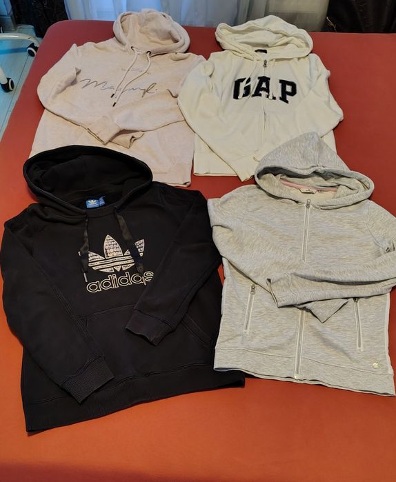 Lot hanorace mărimea S