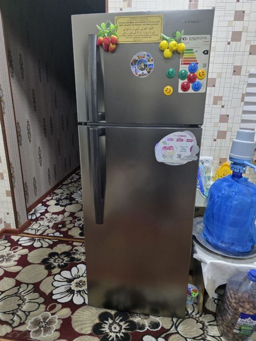 Холадилник сотилади