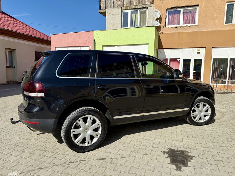 Vând WV Touareg 3.0 TDI in stare impecabilă