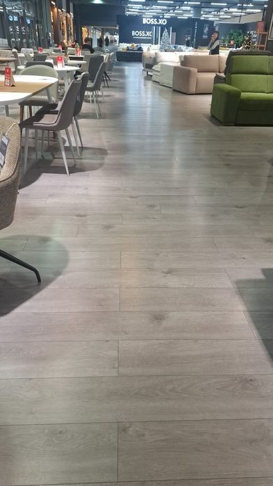 Ламинат б. у. дешево