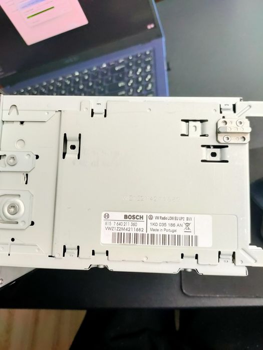 Navigatie RCD310 originala Bosch, Bluetooth, Auxiliar, Cd etc