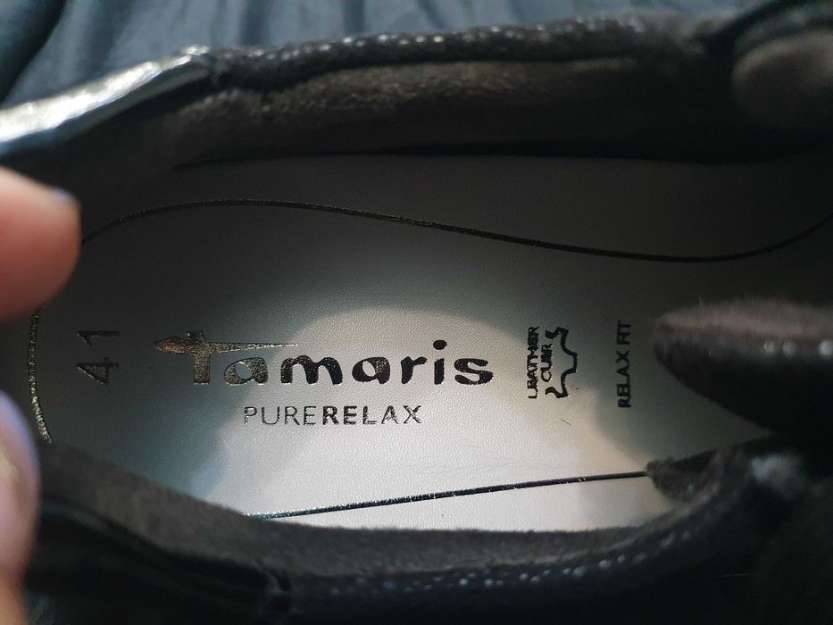 Кроссовки . Tamaris