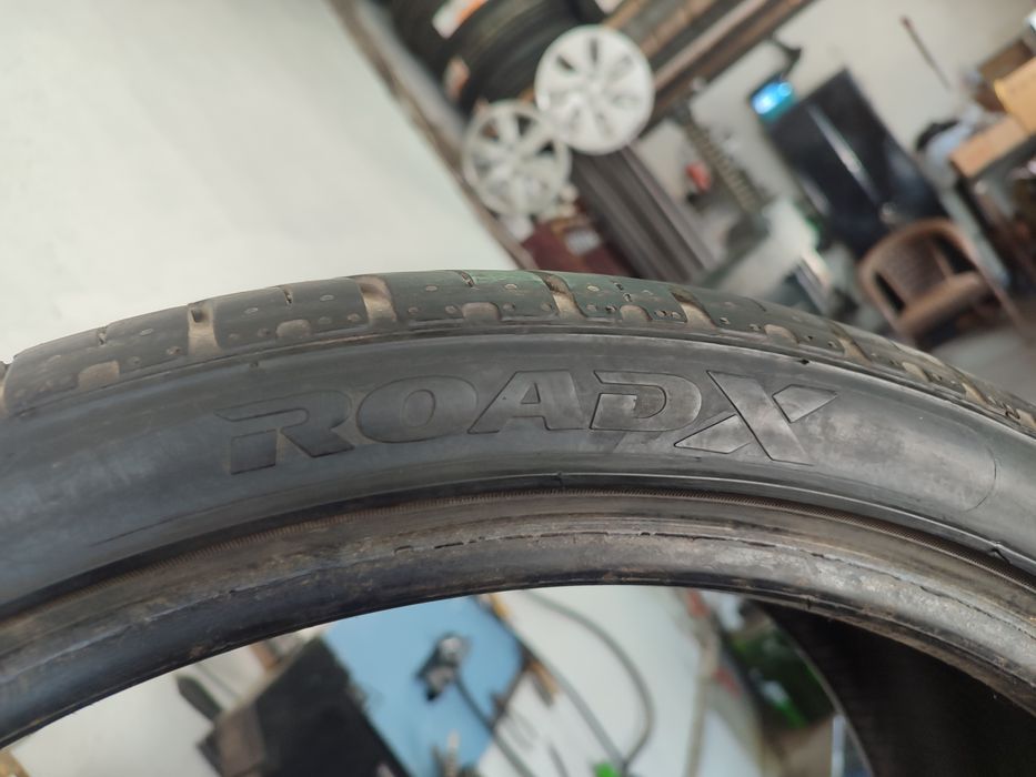 Летняя резина 235/35R19(1шт)