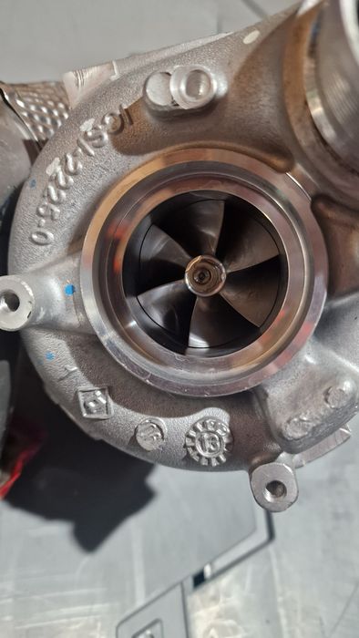 turbosuflante Audi  A6 S6 / A7 S7 / A8 S8 / 4.0 tfsi 079145704F