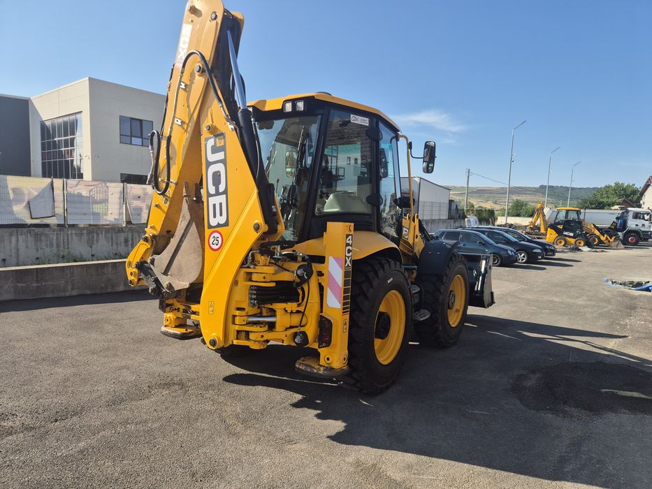 JCB 4CX AN 2021   de vanzare