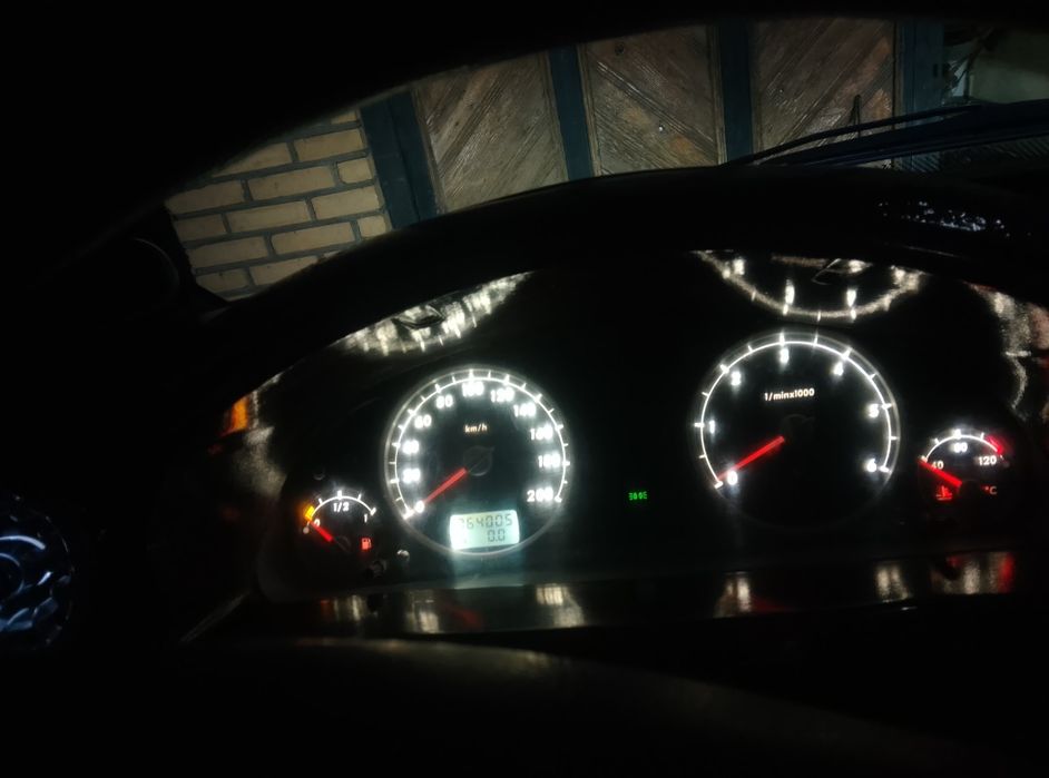 Evakuator sotiladi yili 2013