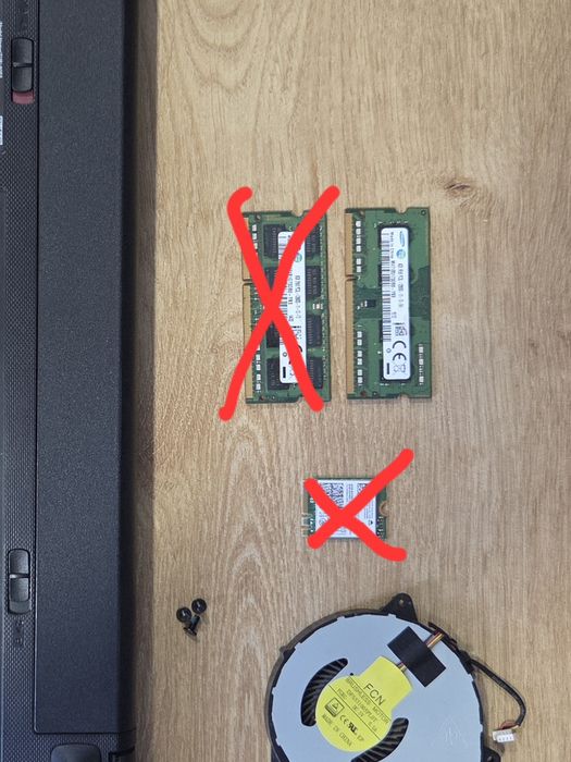 Produs defect laptop