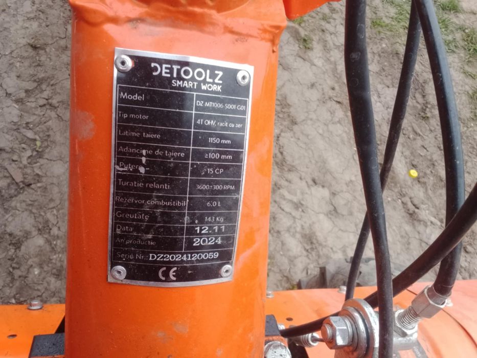 Vând motosapă detoolez 15 cp