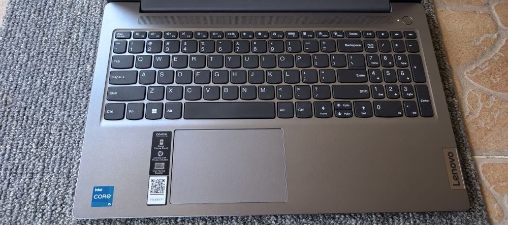 Laptop Lenovo Ideapad 3i_i5-12450H gen 12_8GB LPDDR5_SSD 512GB_ca NOU